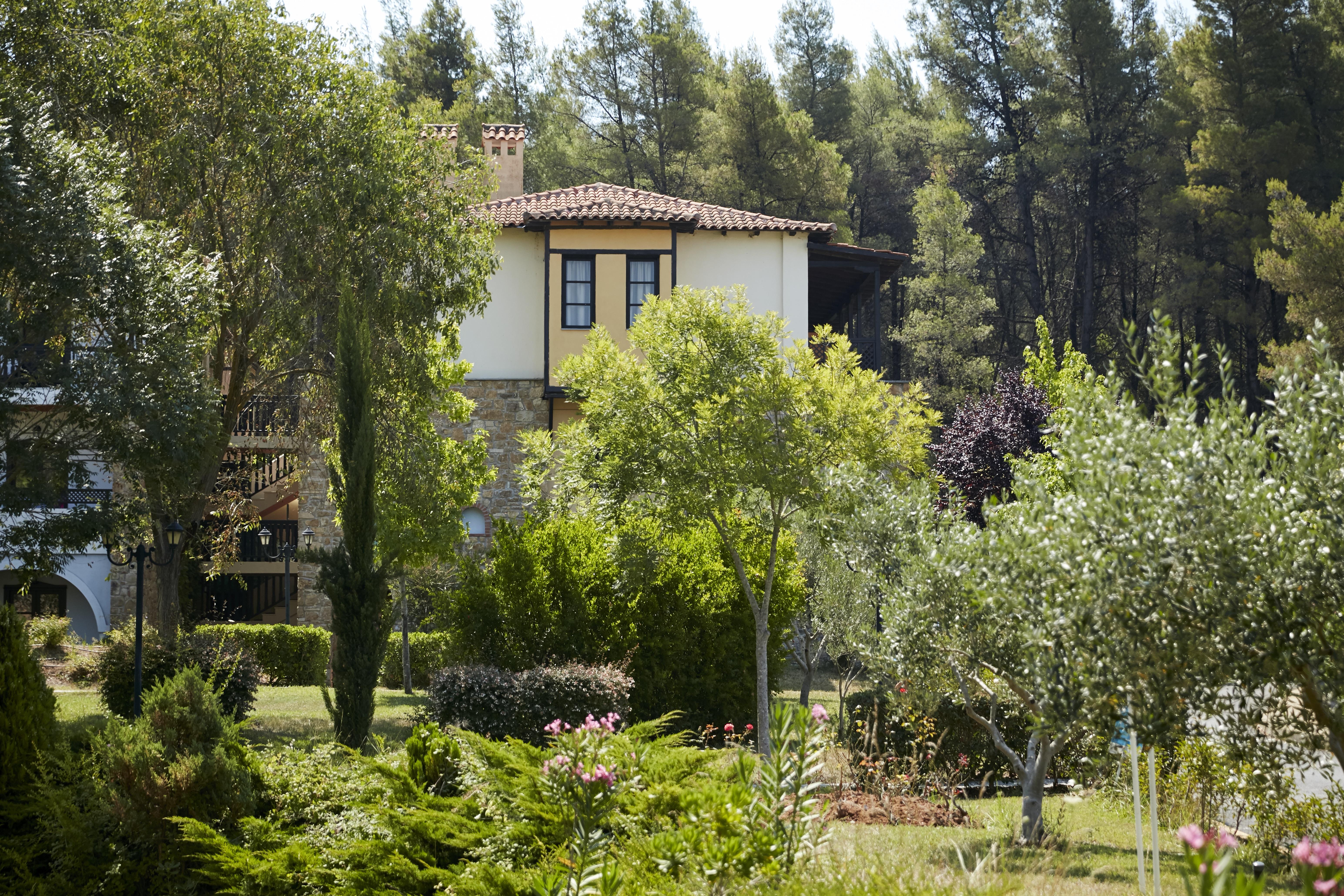 Simantro Resort Sani  Eksteriør billede The house of the poet in the village of Agia Varvara, Arcadia