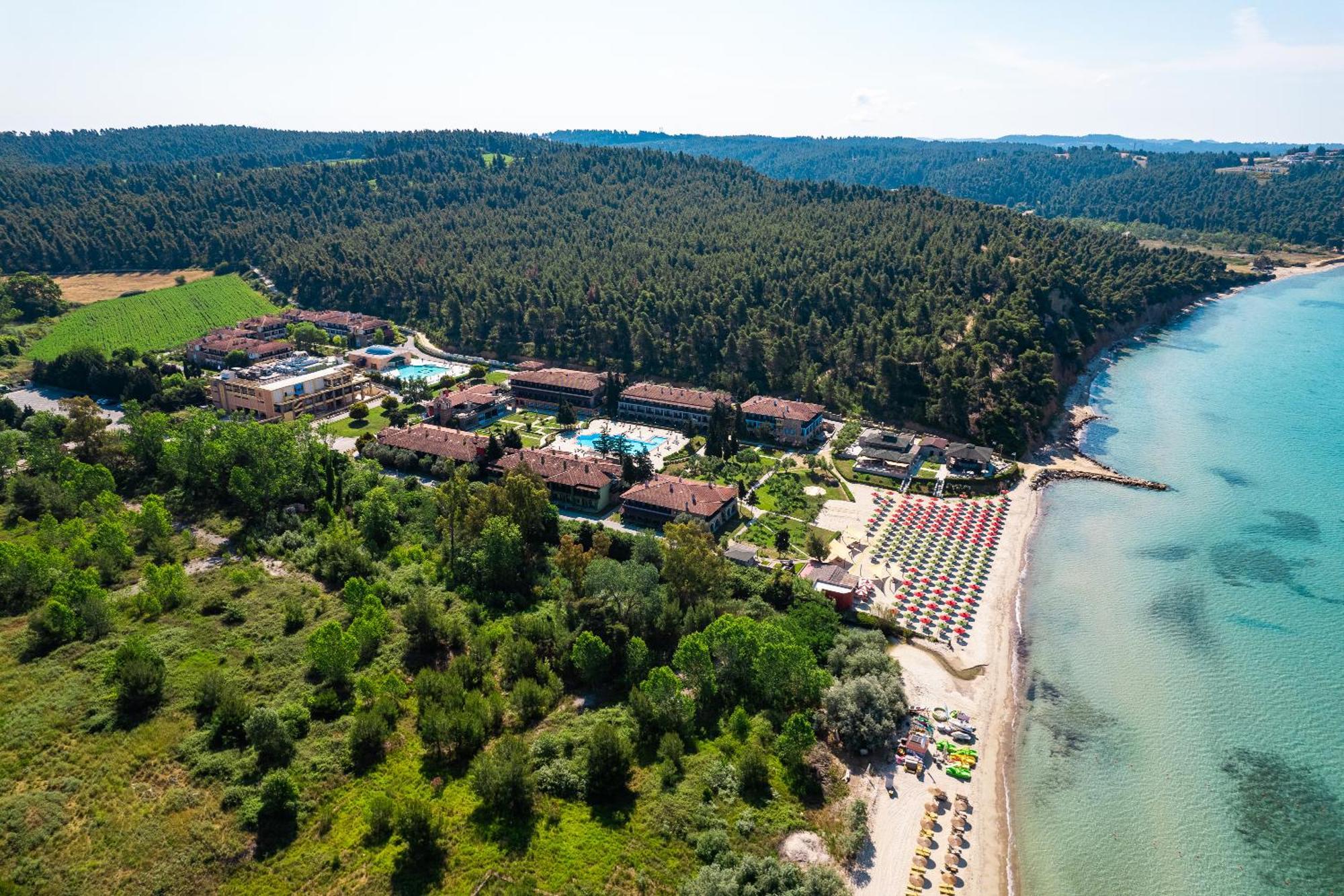 Simantro Resort Sani  Eksteriør billede Aerial view of the resort